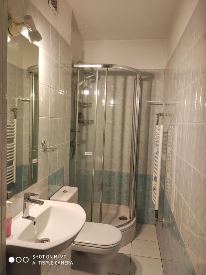 Strefa Relaksu Hotel Varsó Kültér fotó